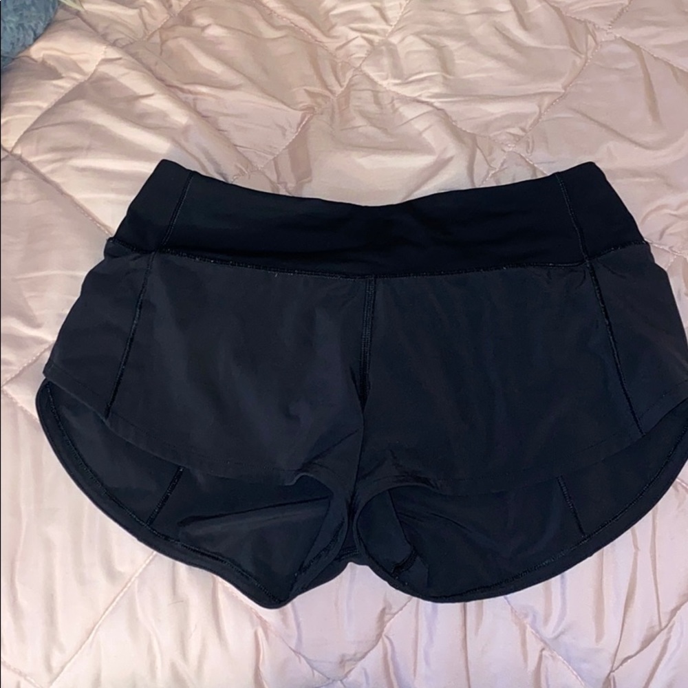 LULULEMON SPEED UP SHORT 2.5” BLACK